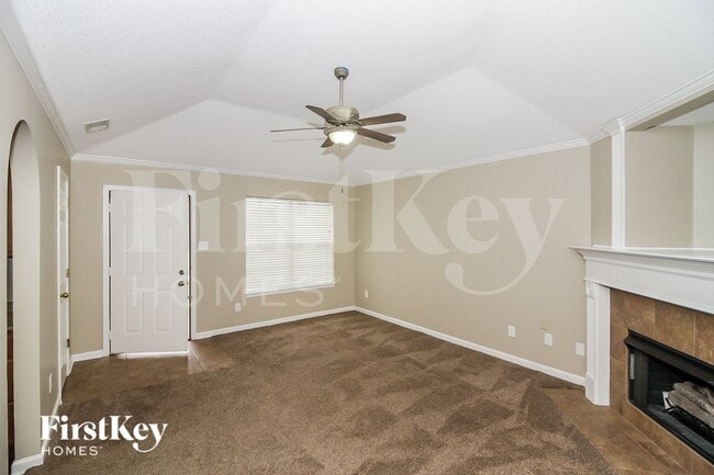 Building Photo - 10148 Cross Valley Dr