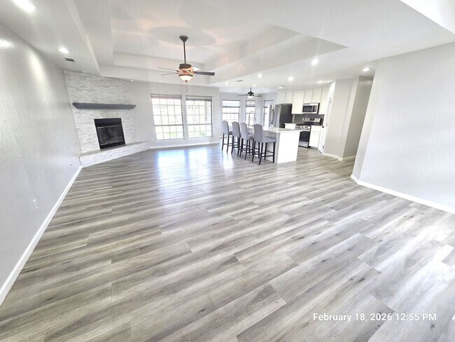 Foto del edificio - Beautiful 3 Bedroom 2 bath Home Across from La Joya Middle School