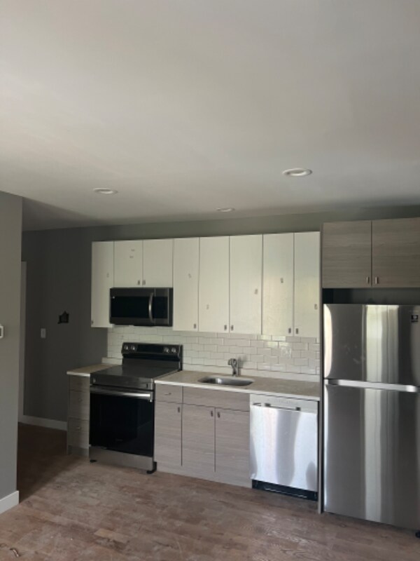 Foto principal - 4400 S Drexel Blvd