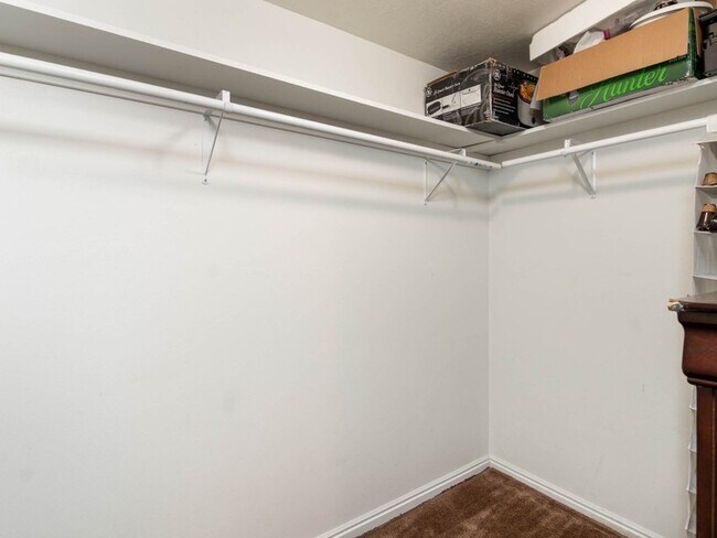 Building Photo - 1135 S 1410 E