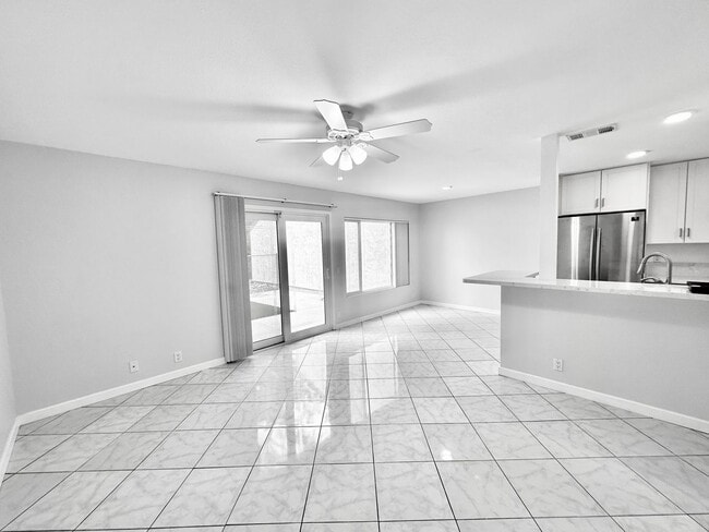 Building Photo - 12175 Wilsey Way
