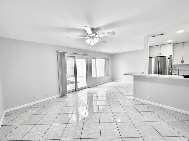 Foto del edificio - 12175 Wilsey Way