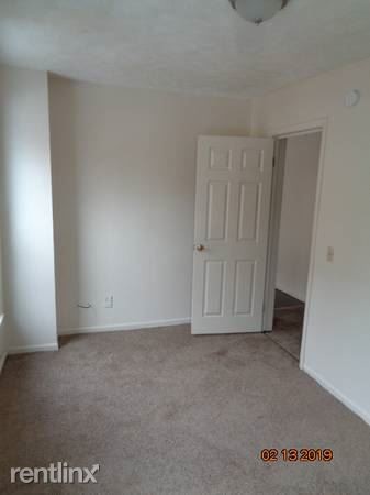 Building Photo - 2 br, 1 bath Apartment - 21 Grand Ave