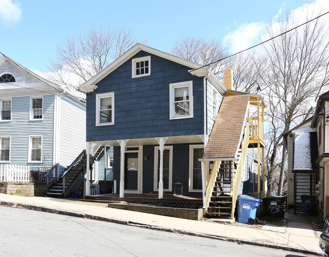 Building Photo - 45 Union St