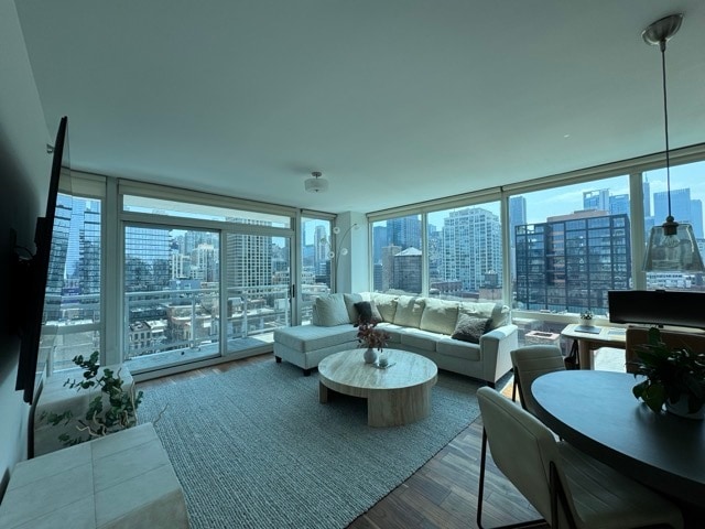Foto del edificio - 757 N Orleans St