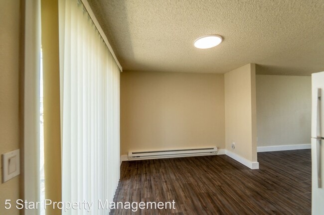 Foto del edificio - 2 br, 1 bath House - 6620 S. Madison St