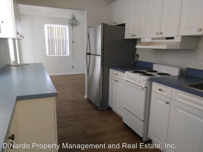 Building Photo - 2 br, 2 bath House - 151 Holland Rd