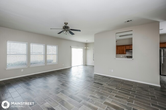 Foto del edificio - 12204 Hunters Crossing Ln