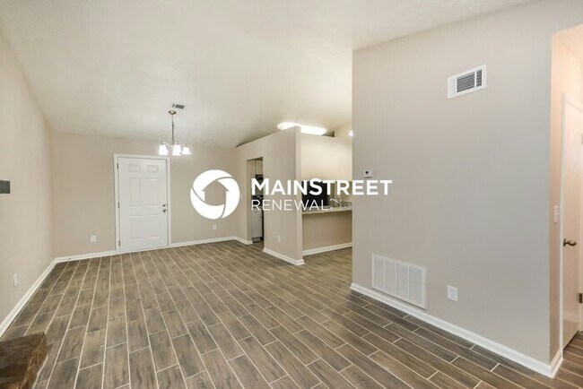 Foto del edificio - 3 Bedroom Pet-Friendly Home in Lithonia, G...