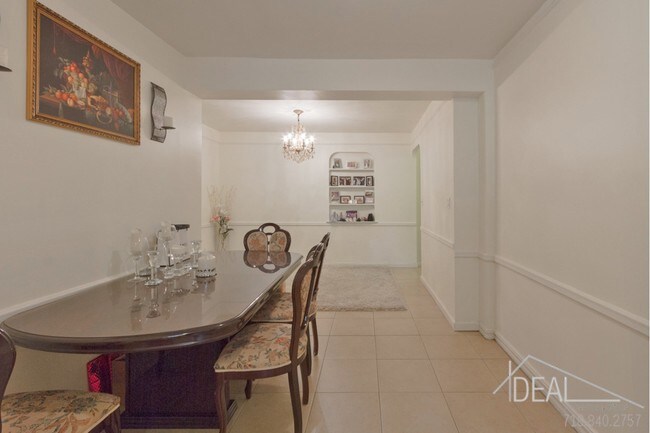 Foto del edificio - 99-45 67th Road #319R
