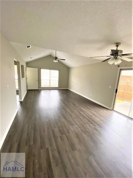 Foto del edificio - 1758 Ashton Dr