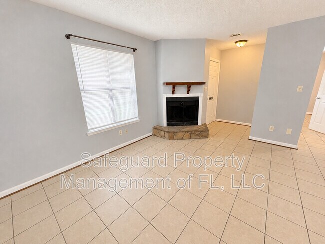 Foto del edificio - 6398 W Fairfield Dr