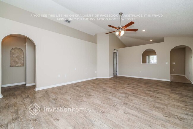 Building Photo - 10720 Opus Dr