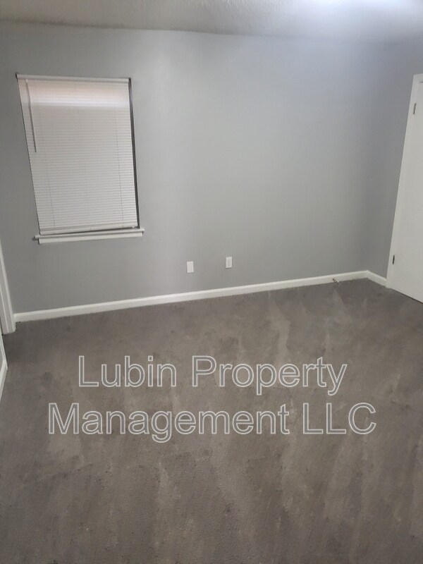 Foto del edificio - 3759 Maple Leaf Cove