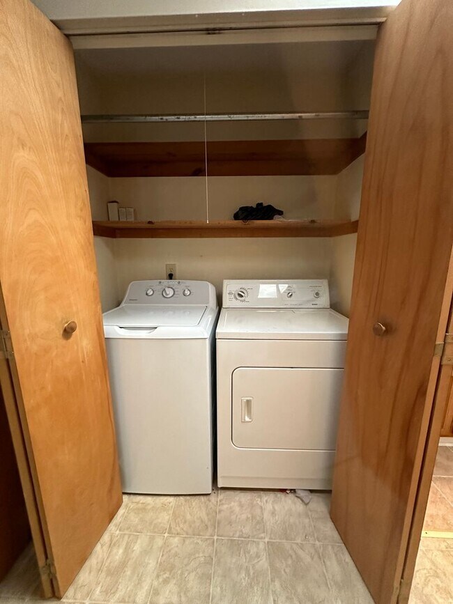 Building Photo - RENTAL VA BEACH Single Family Ranch-Lakevi...
