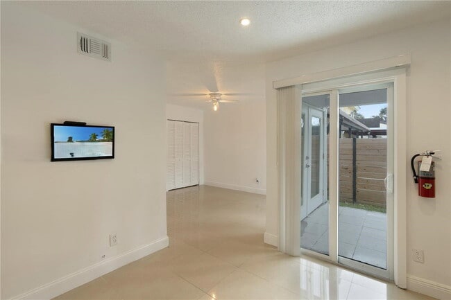 Foto del edificio - 9587 SW 148th Ave Cir E