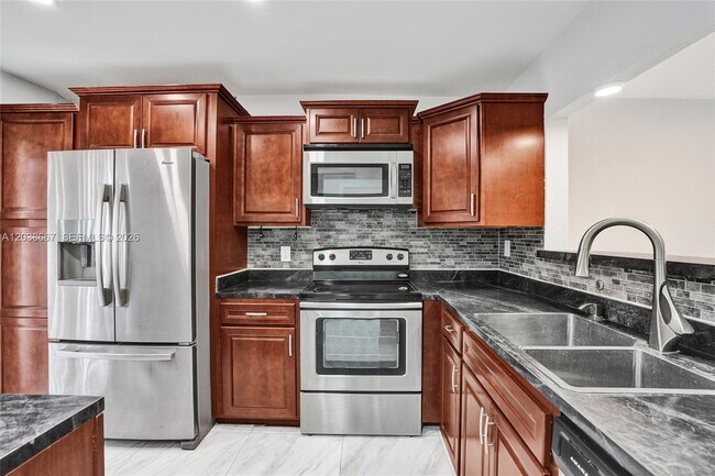 Foto del edificio - 9540 Oakburst Ln