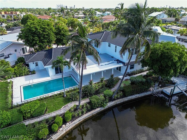 Foto del edificio - 915 Pecten Ct