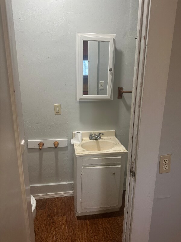 Foto del edificio - 414 W 3rd St