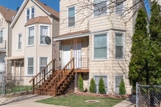 Building Photo - 2968 N Ridgeway Ave