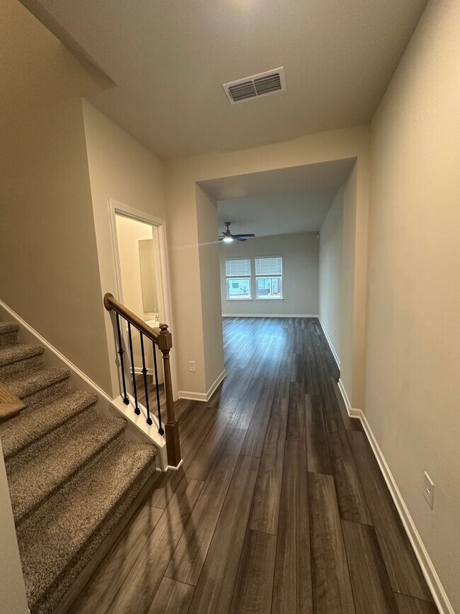 Foto del edificio - 4637 Electric Ave SW