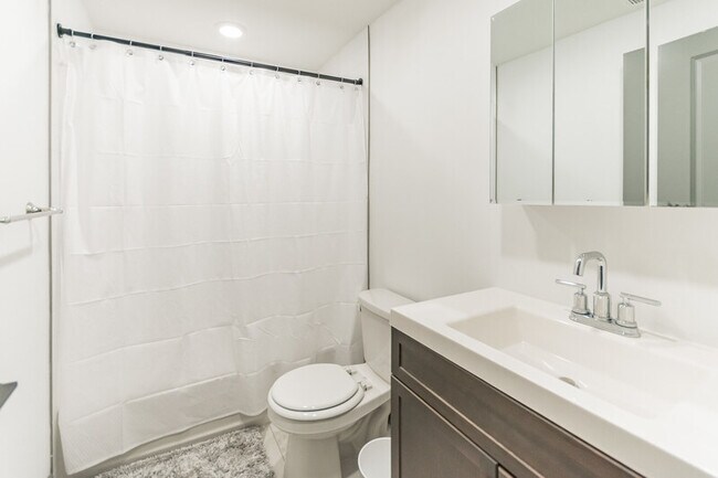 Foto del edificio - 4840 Umbria St