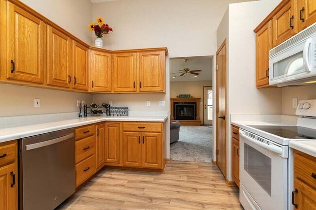 Foto del edificio - 3309 Polaris Dr