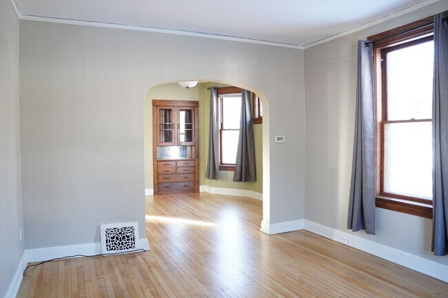 Foto del edificio - AVAILABLE JUNE - 3 BED 1 BATH