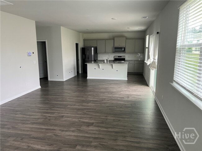 Building Photo - 110 Coopers Rise