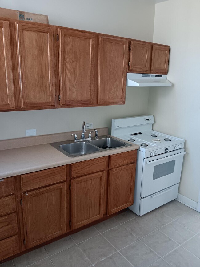 Foto del edificio - 7707 N Ashland Ave
