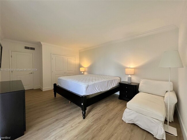 Building Photo - 3 br, 2 bath House - 19355 Turnberry Way A...
