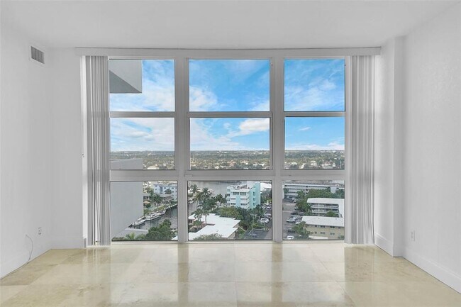 Foto del edificio - 2841 N Ocean Blvd