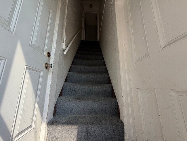Photo - 37805 Vine St (Kirtland, OH) Apartment