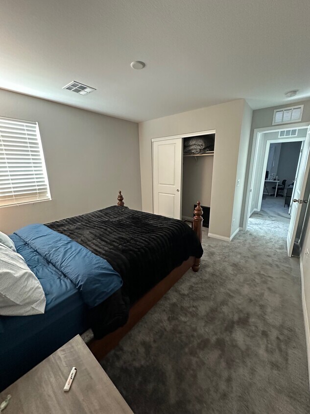 Foto principal - 8574 Felker St