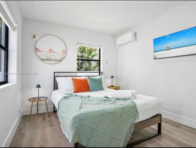 Foto del edificio - 584 NW 30th St