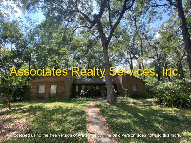 Foto del edificio - Single Family home in The Woodland in SW G...