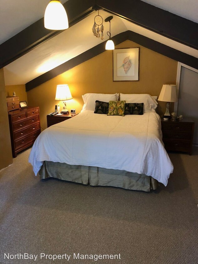 Foto principal - 3 br, 2 bath House - 1160 Gravenstein Hwy N