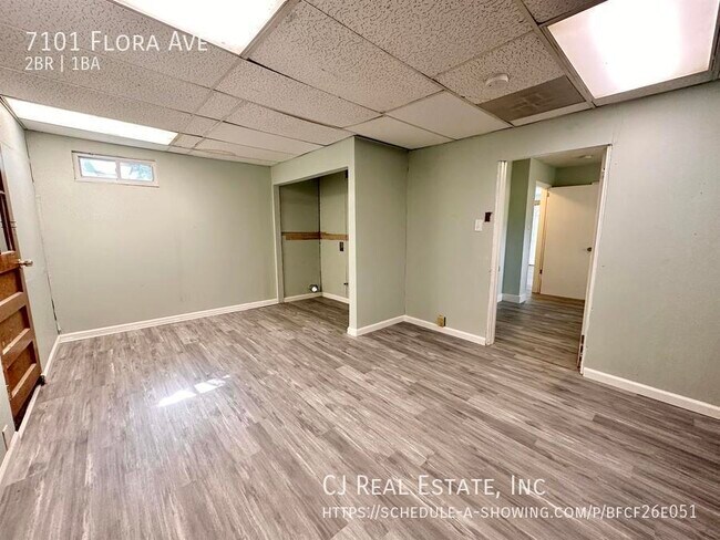 Foto del edificio - 7101 Flora Ave