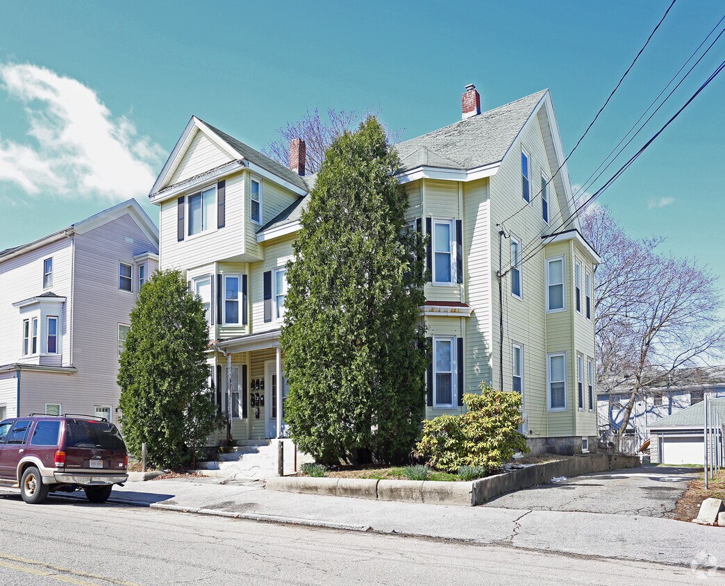 Building Photo - 143-145 Adams St