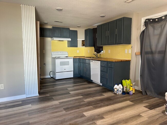 Foto del edificio - Cute 2 Bed 1 Bath