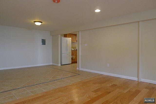 Foto del edificio - 129-131 6th St