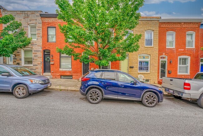 Building Photo - 907 S Bouldin St