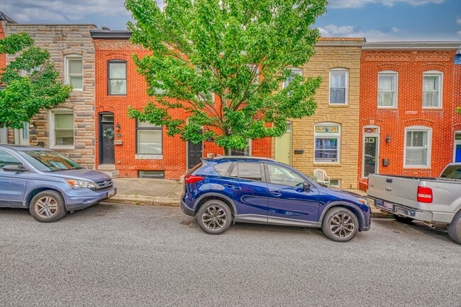 Photo - 907 S Bouldin St Apartments