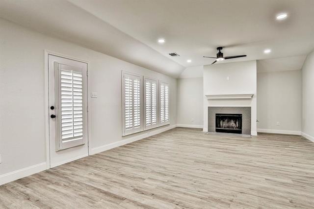Building Photo - 1415 Meadowbrook Dr