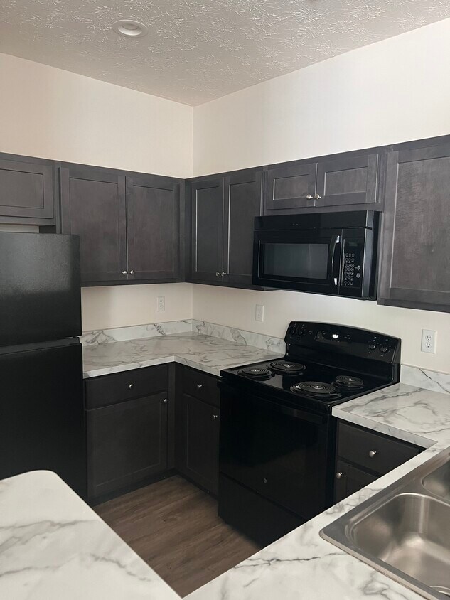 Foto principal - 709 Courtyard Ln