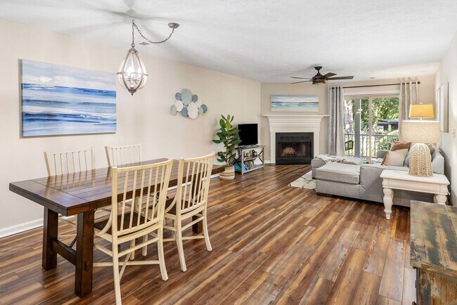 Foto del edificio - Centrally located Condo in Mount Pleasant