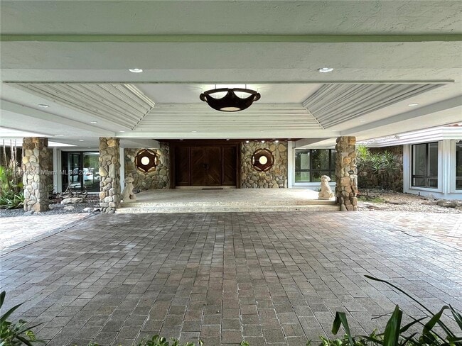 Building Photo - 16200 Saddle Club Rd