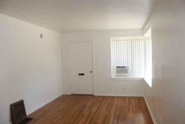 Living Room - 14431 1/2 Califa St