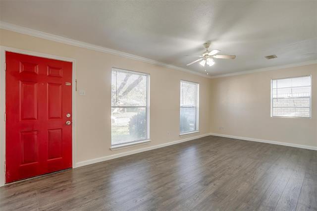 Building Photo - 5708 Bowling Dr