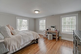 Building Photo - 139 Rosedale Cir